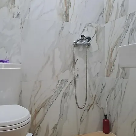 Amari Αργυρόκαστρο