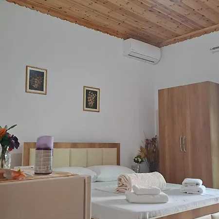 Διαμέρισμα Amari *