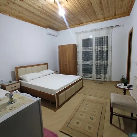 Apartment Dino Gjirokaster